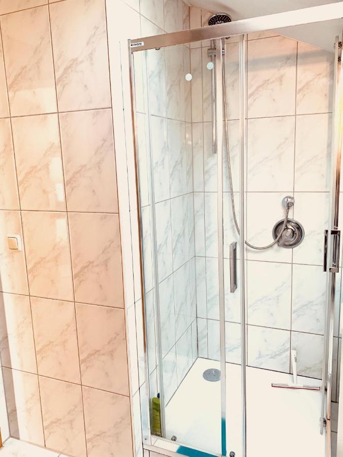 צוויזל Moderne Ferienwohnung Mit Herrlicher Fernsicht מראה חיצוני תמונה
